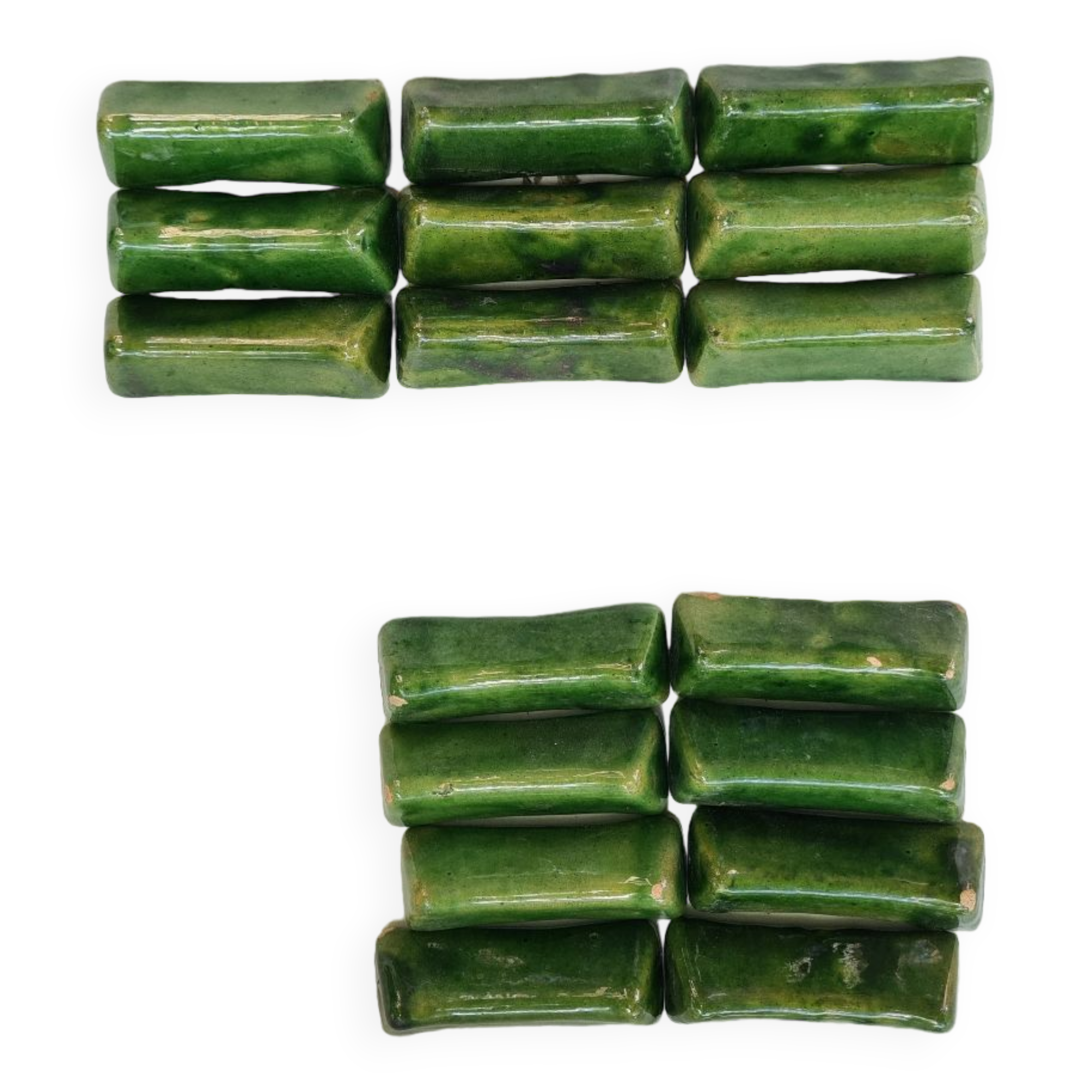 Enamelled knife holders
