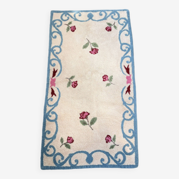 White and blue floral wool rug