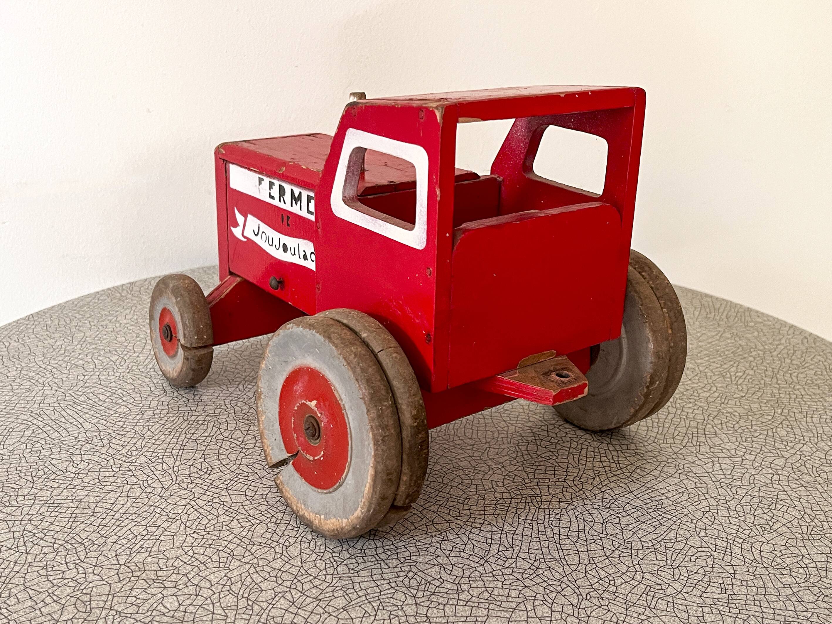 Large wooden tractor "La Ferme de Joujoulac", vintage toy.