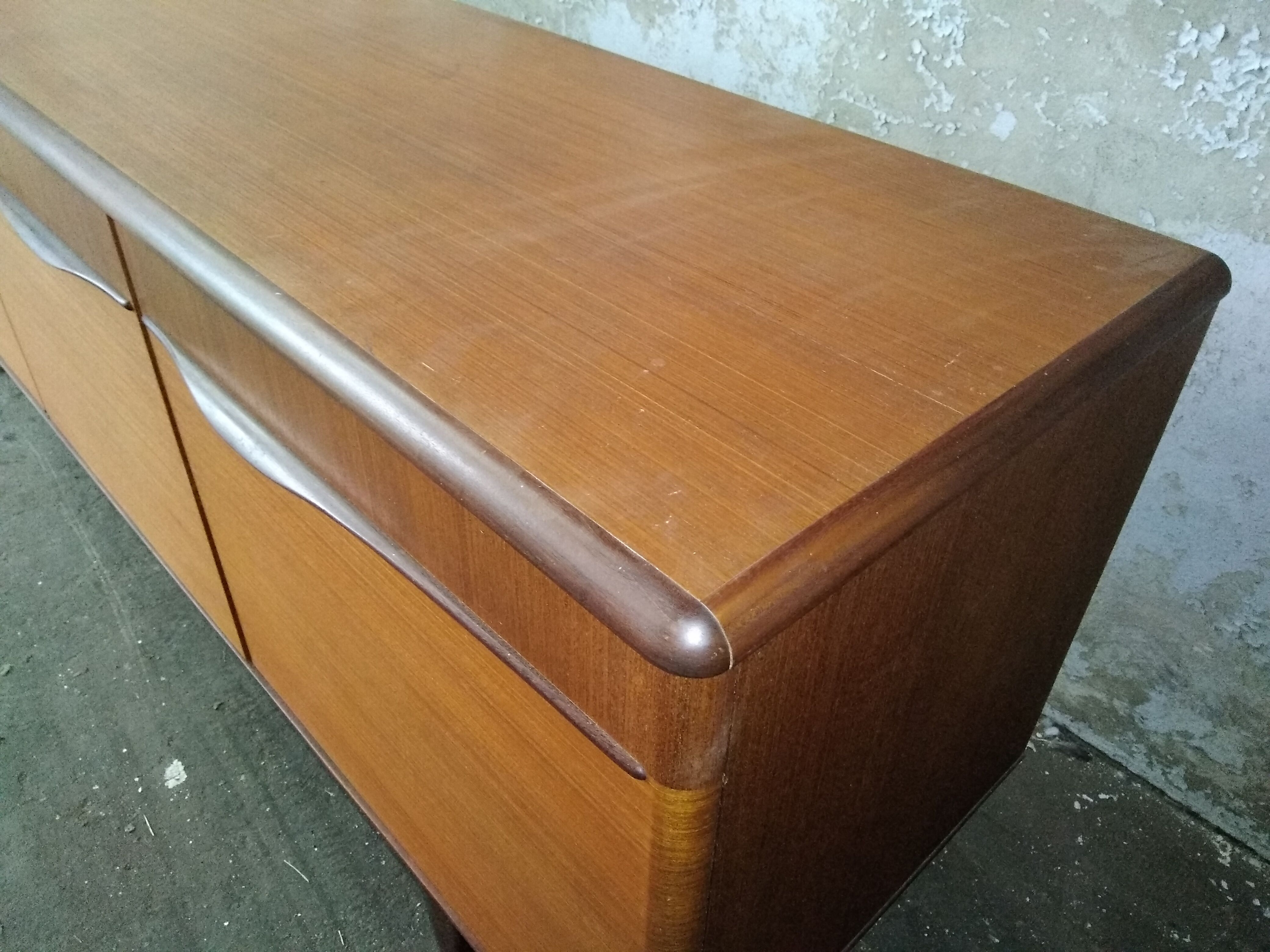 Scandinavian enfilade