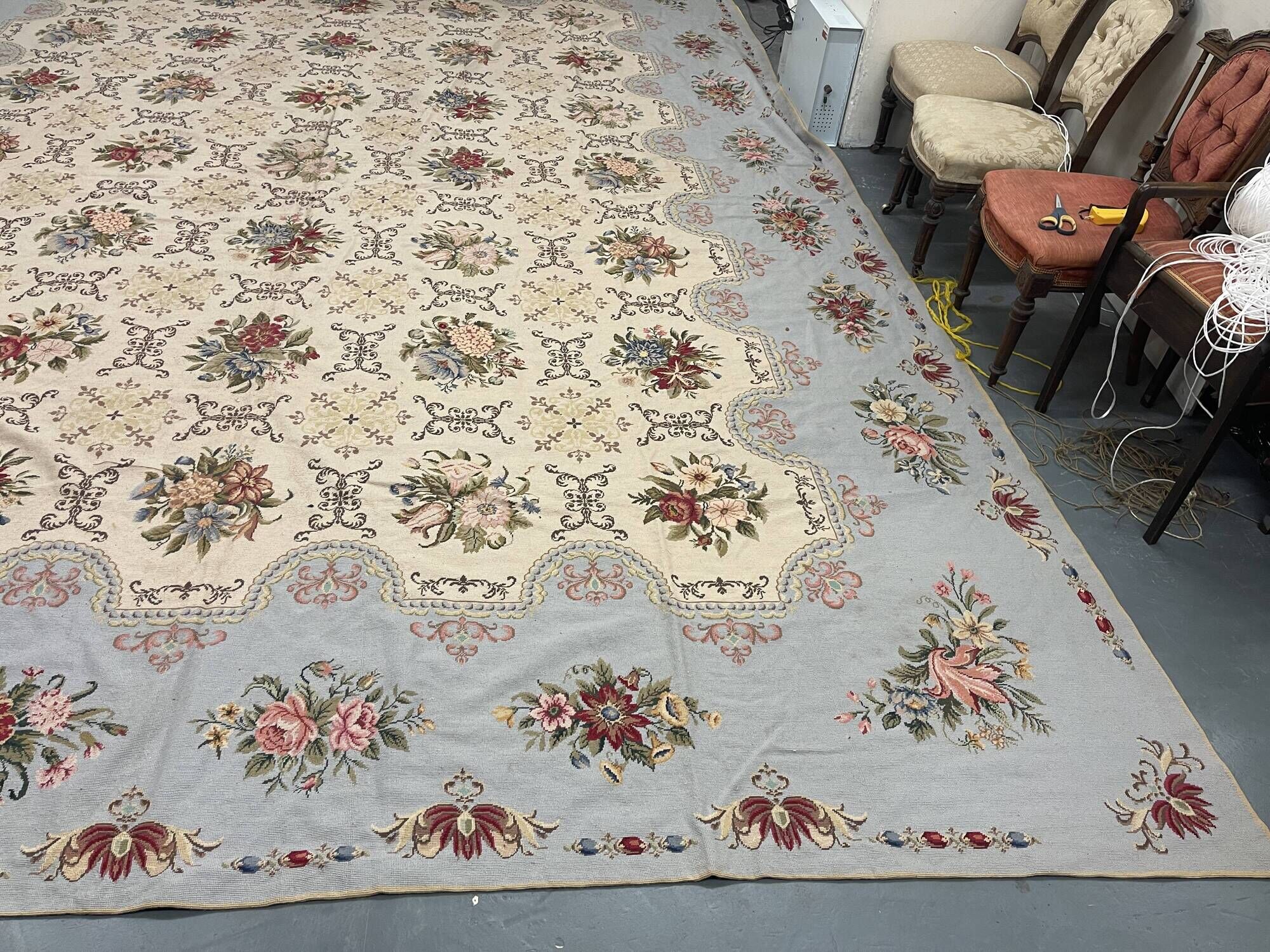 Very Large Aubusson Style Needlepoint Rug 360x470 cm Blue Floral Flatweave Wool