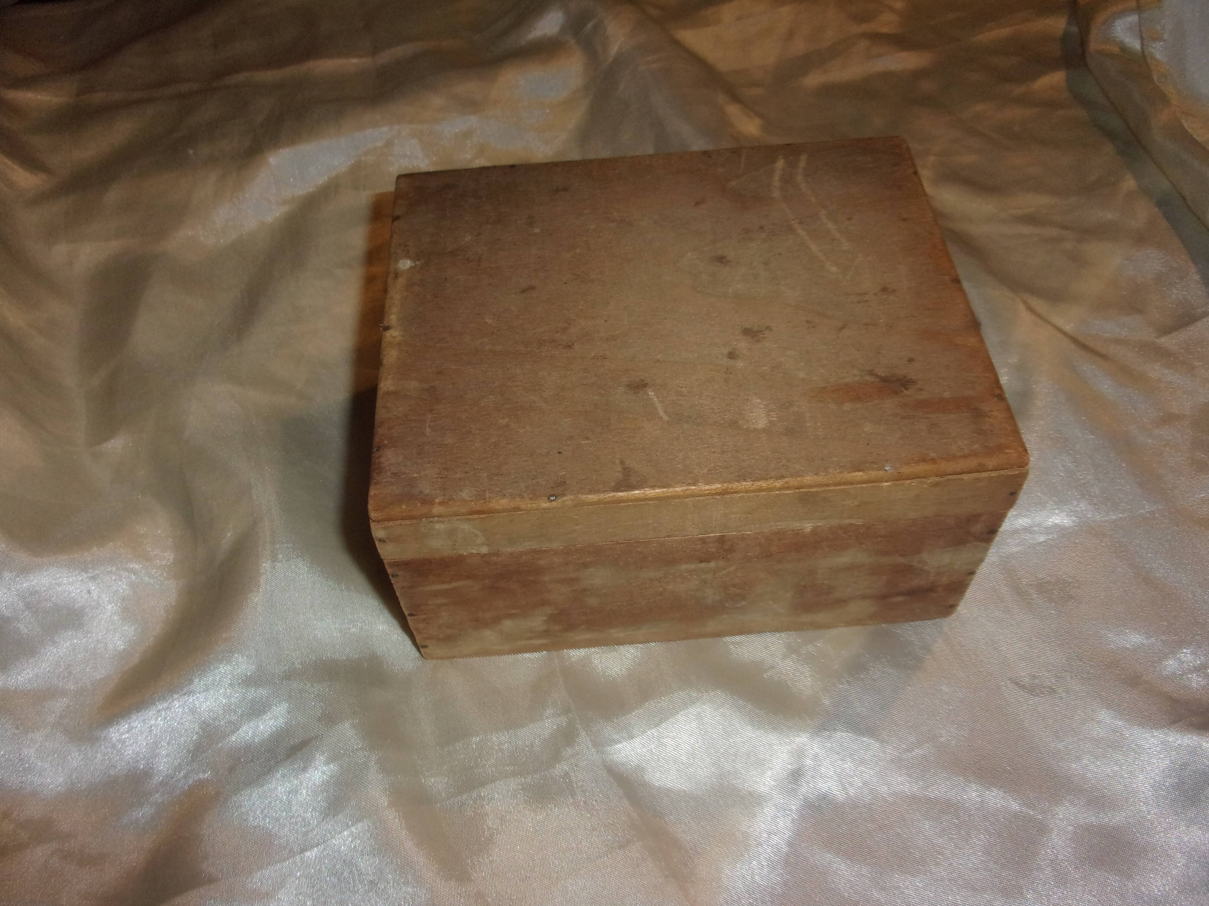Box of old small molds