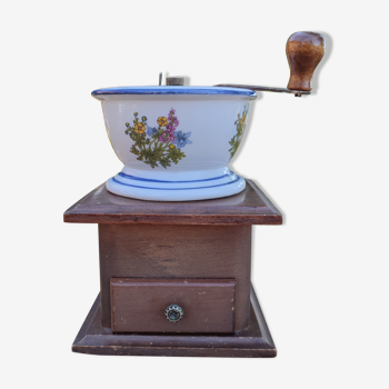 Porcelain coffee grinder