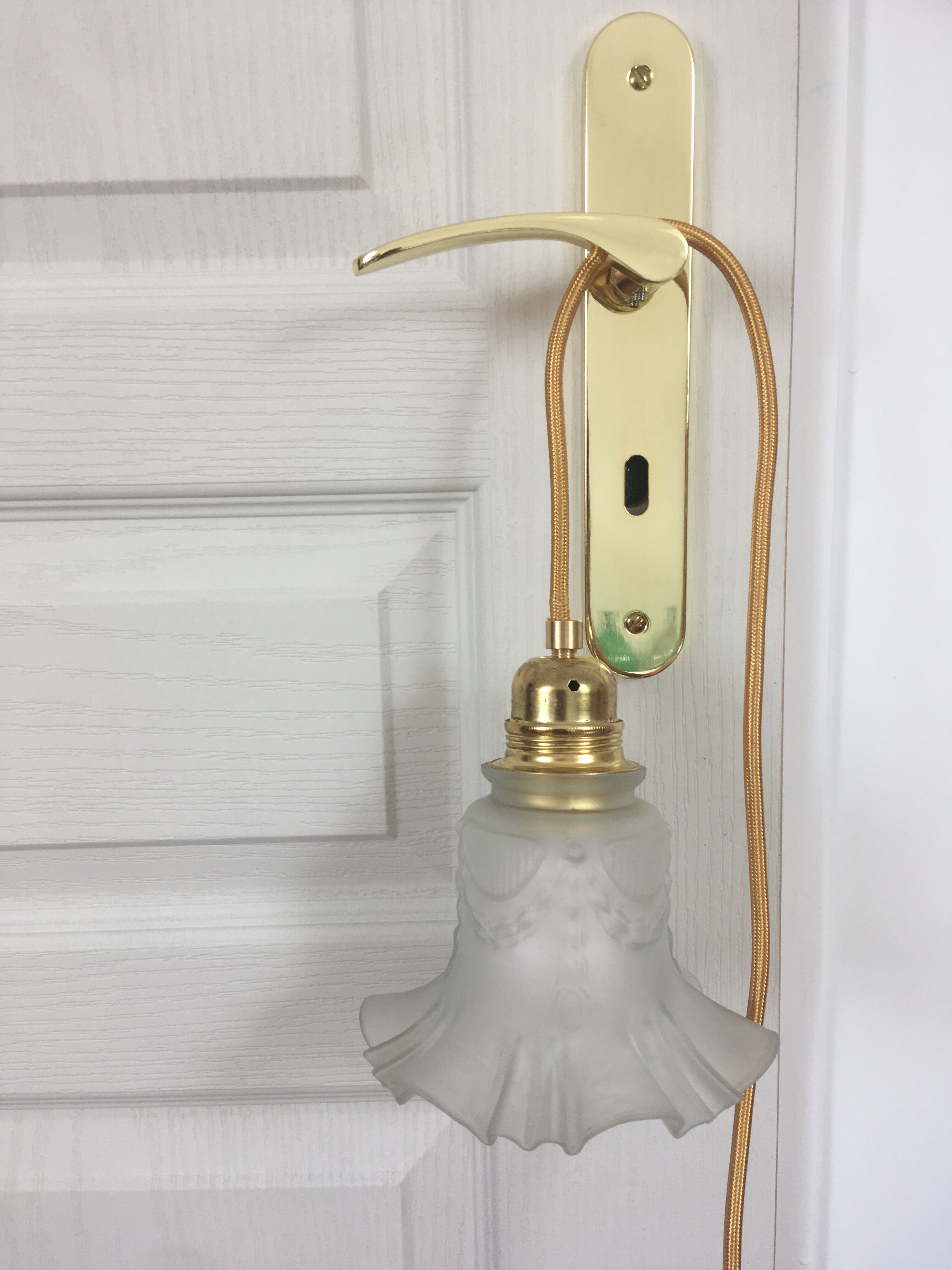 Art Deco tulip walklight