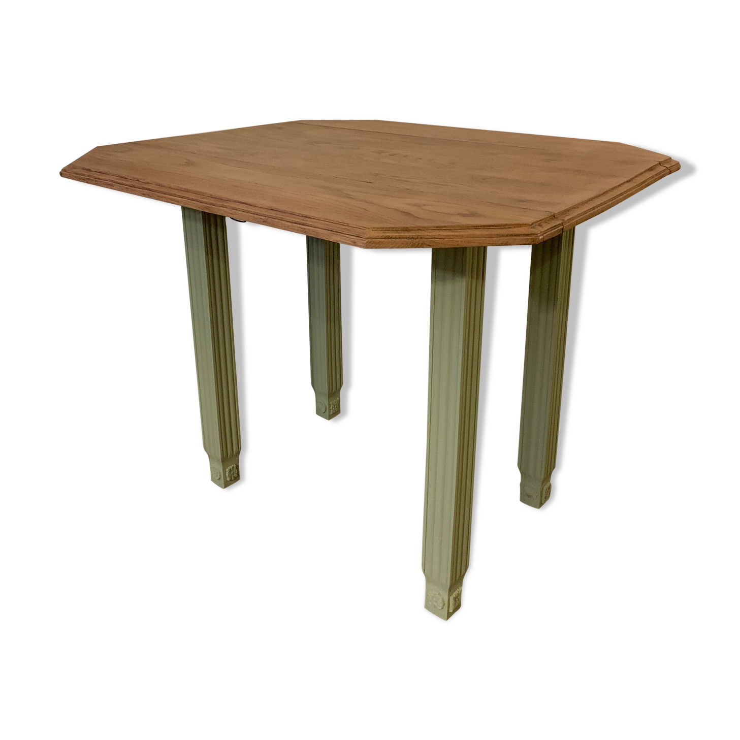 octagonal flap table