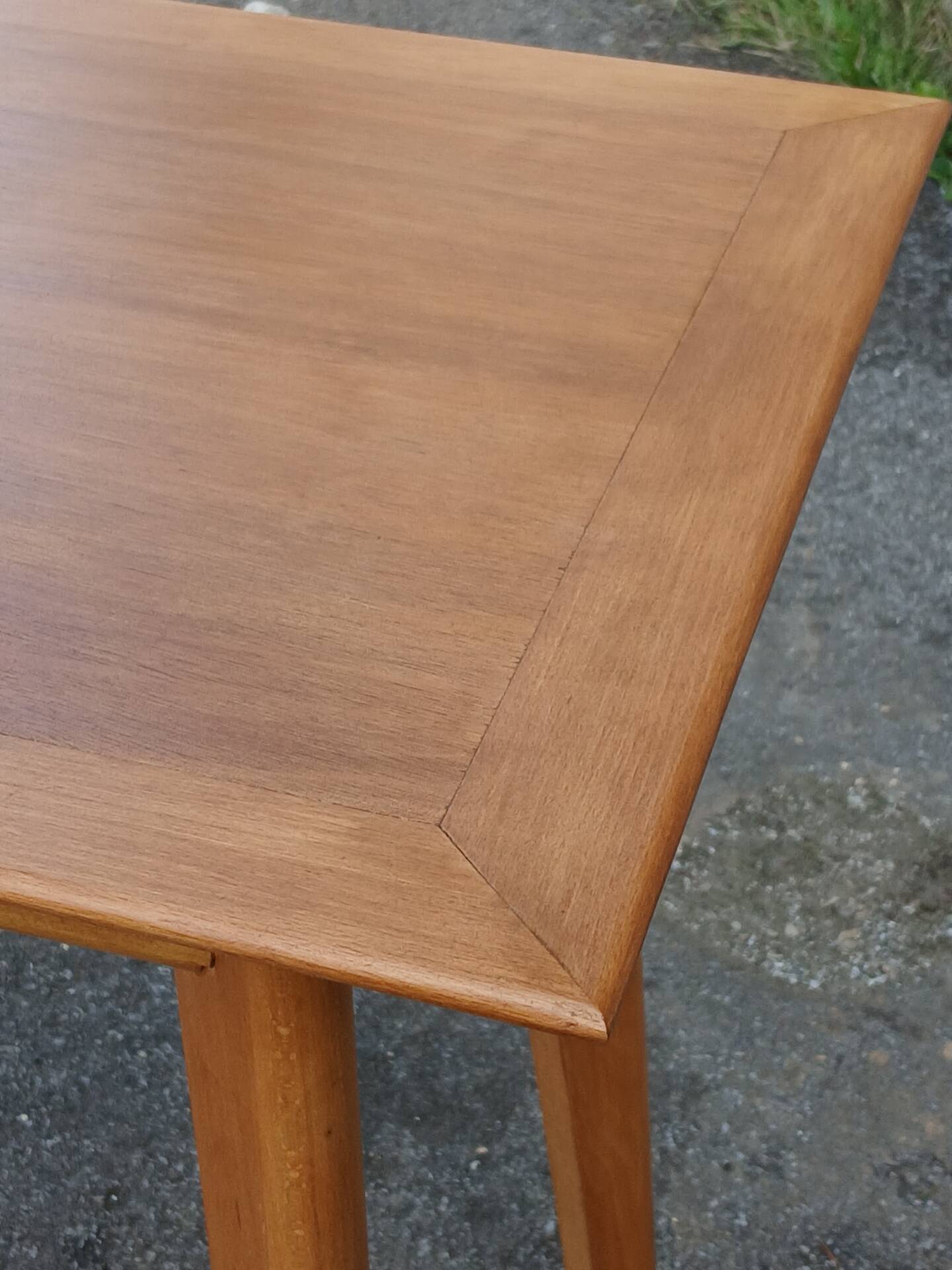 Table d’appoint bureau anneées 50/60