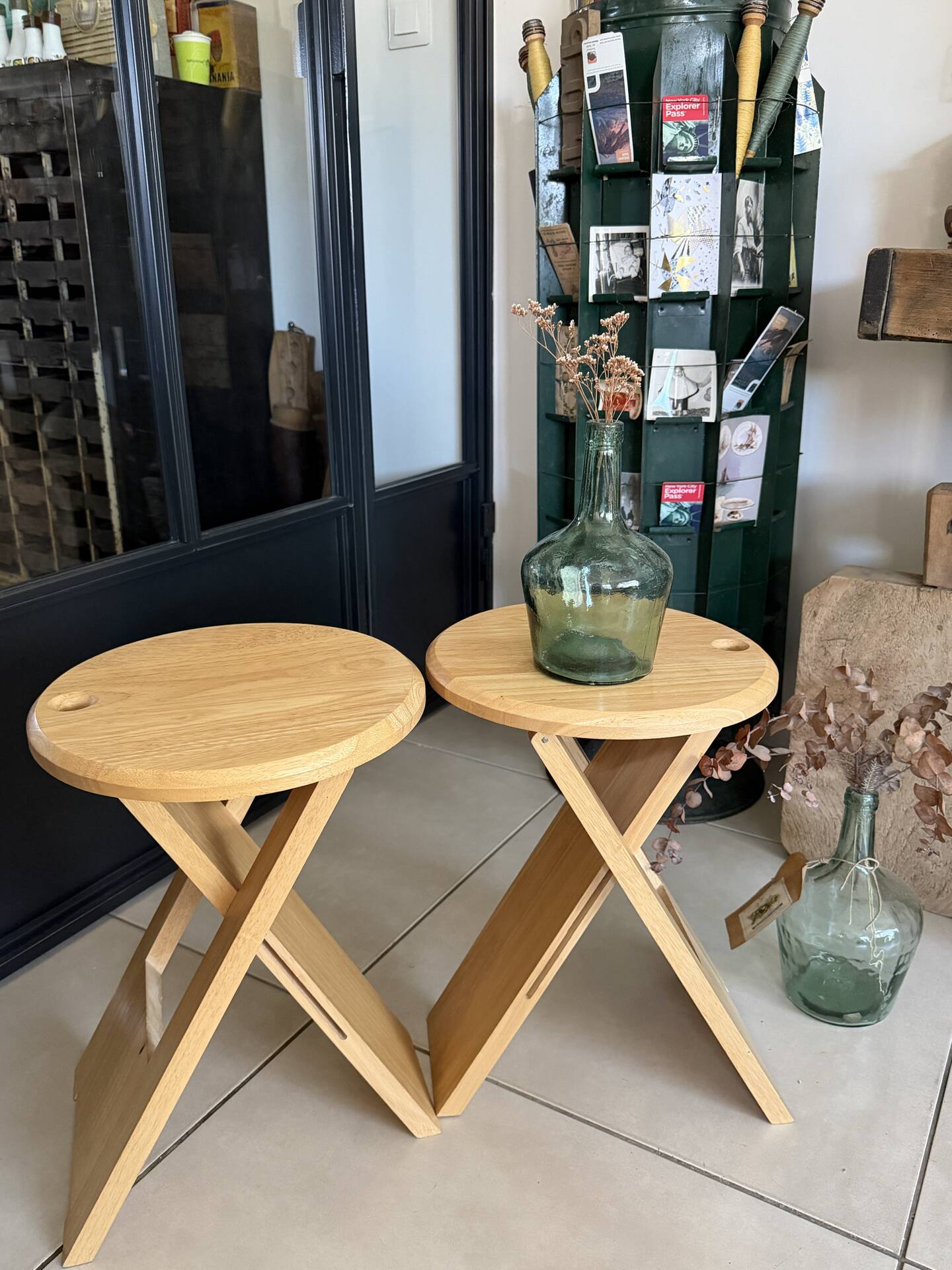 Pair of folding stools "Suzy" – Adrian Reed 1980