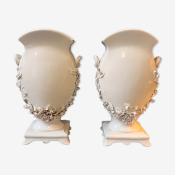 Paire de vases en porcelaine "Vieux Paris"
