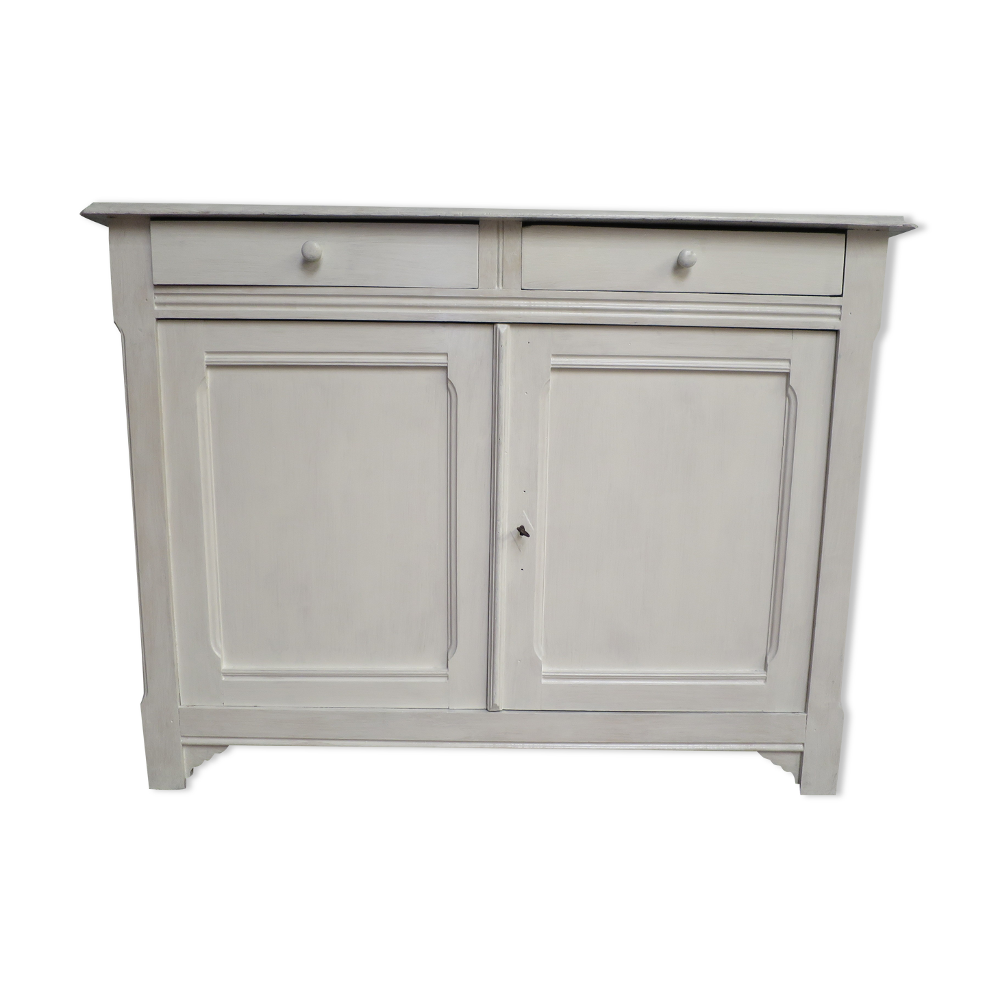 Off-white sideboard with 2 doors and 2 drawers