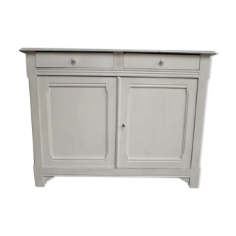 Off-white sideboard with 2 doors and 2 drawers