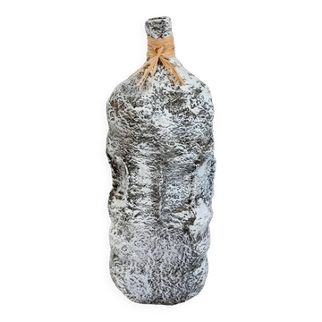 Vase sculptural effet pierre. Wabi sabi. Bohème