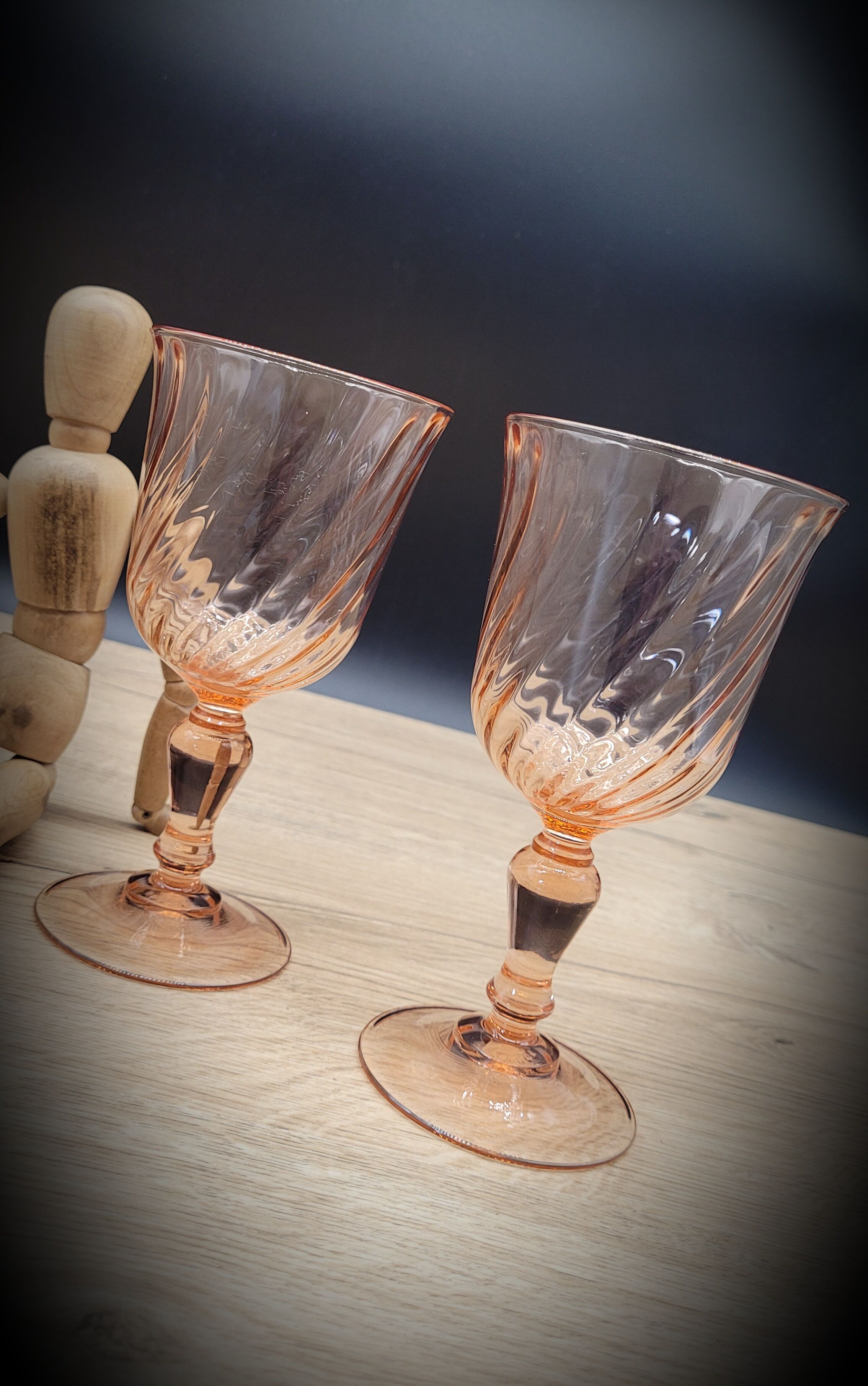 Set 4 verres à vin rose