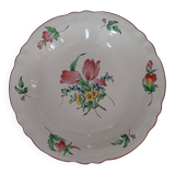 Shallow dish from Lunéville with a street lamp design.