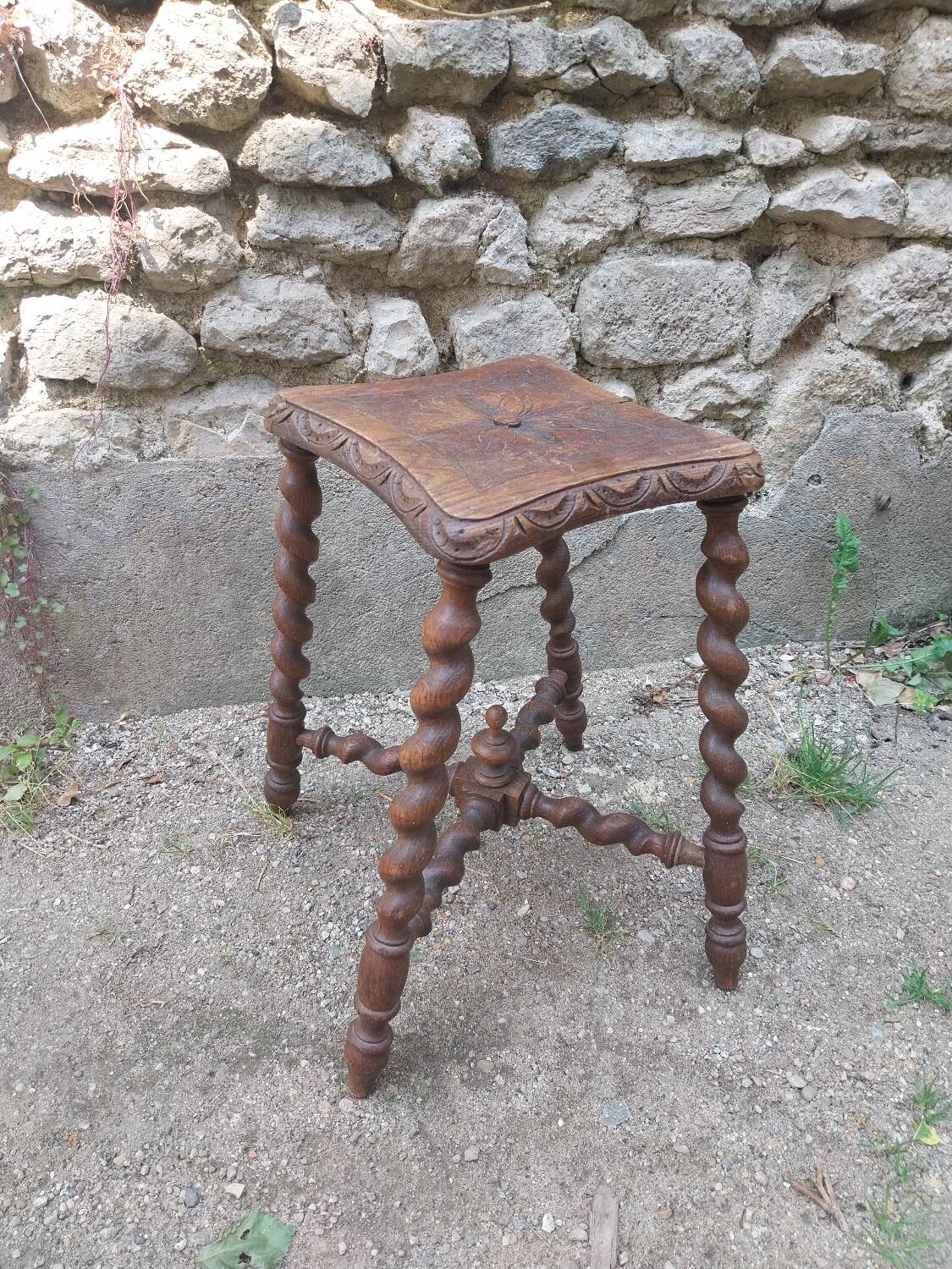 Wooden stool with turned legs