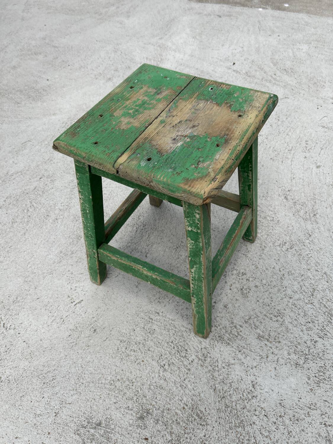 Workshop stool