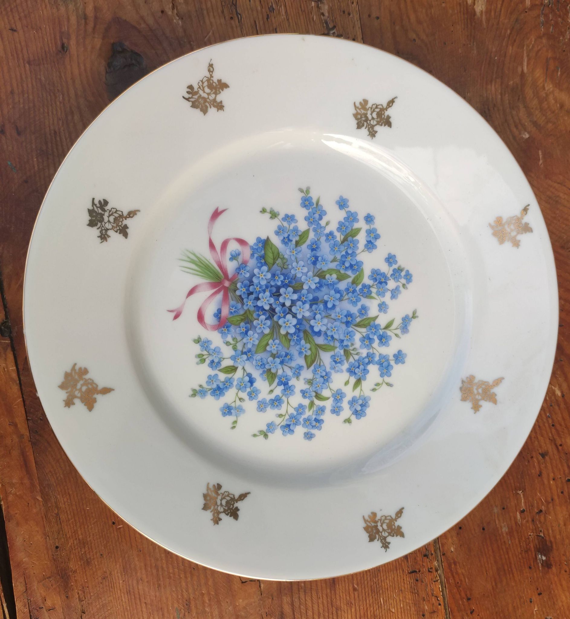 Plat en porcelaine myosotis