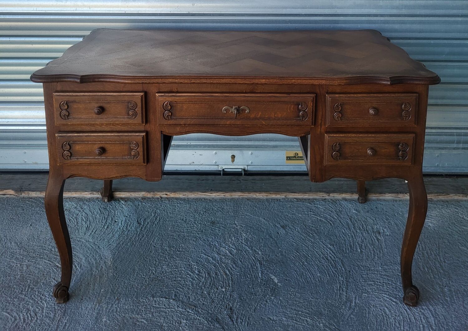 Minister's desk in Louis XV marquetry style