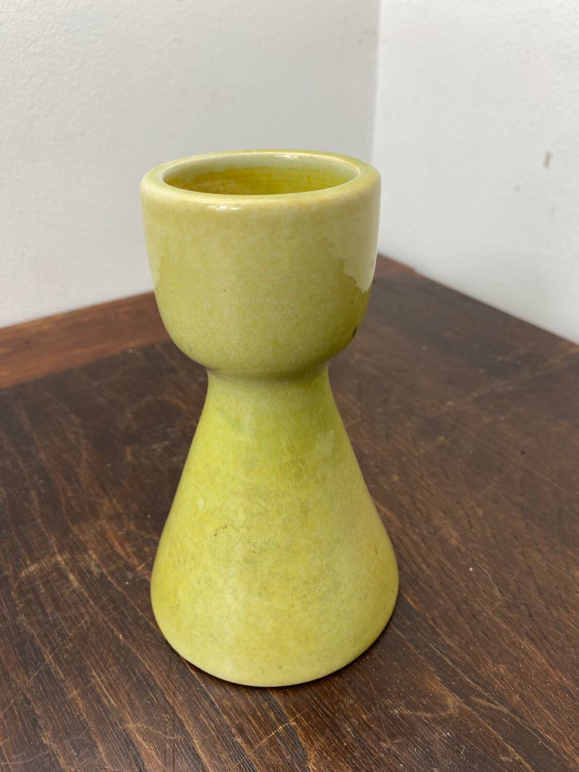 Ceramic candle holder