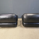 Set of black leather lounge chairs by Sapporo for Mobil Girgi, 1970s