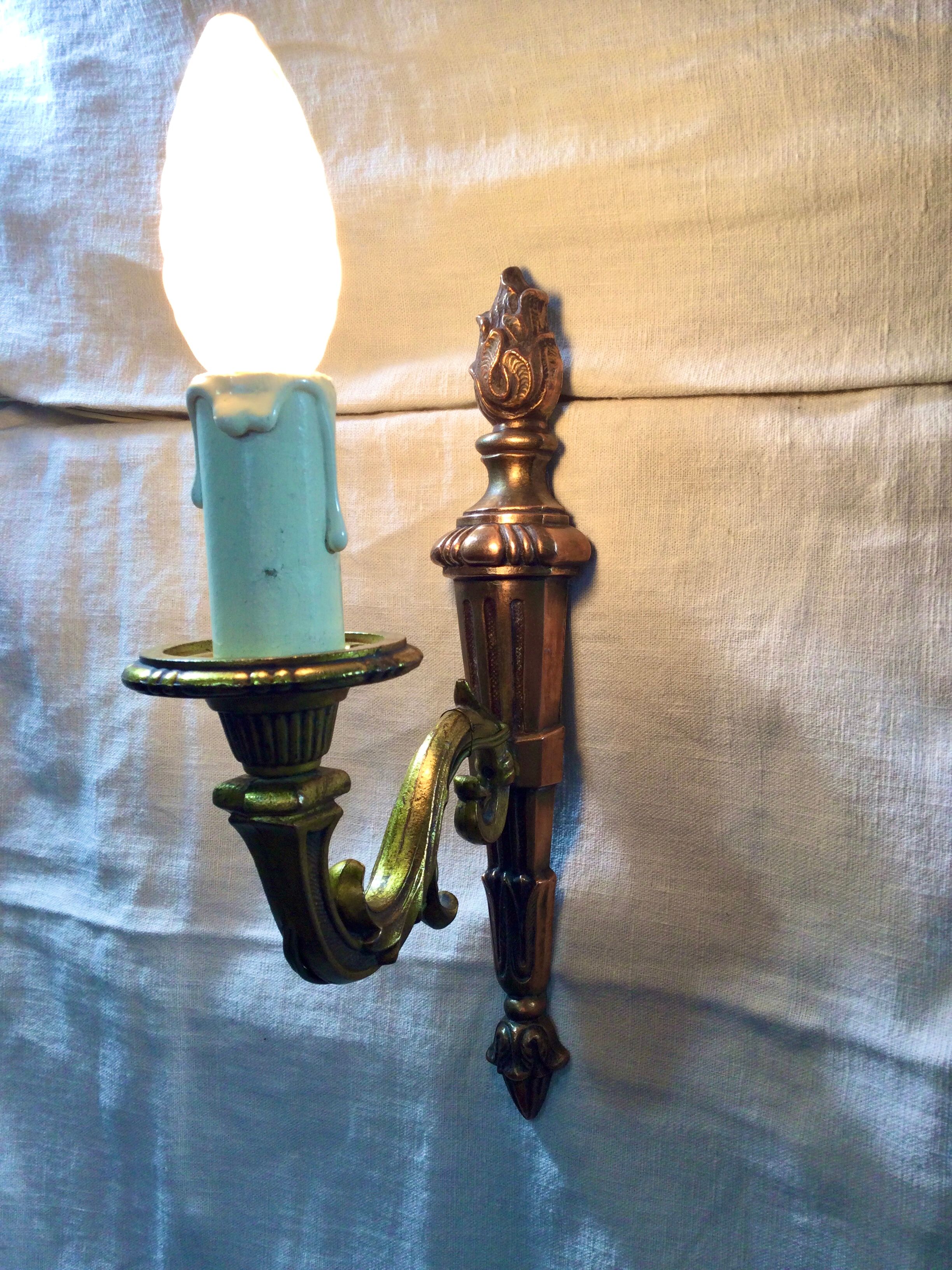 Louis XVI style wall lamp in gilded copper