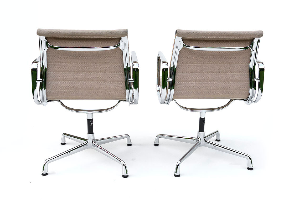 Pair swivel armchairs Vitra Aluminium Chair EA 108 design Ray & Charles Eames 60s 70s