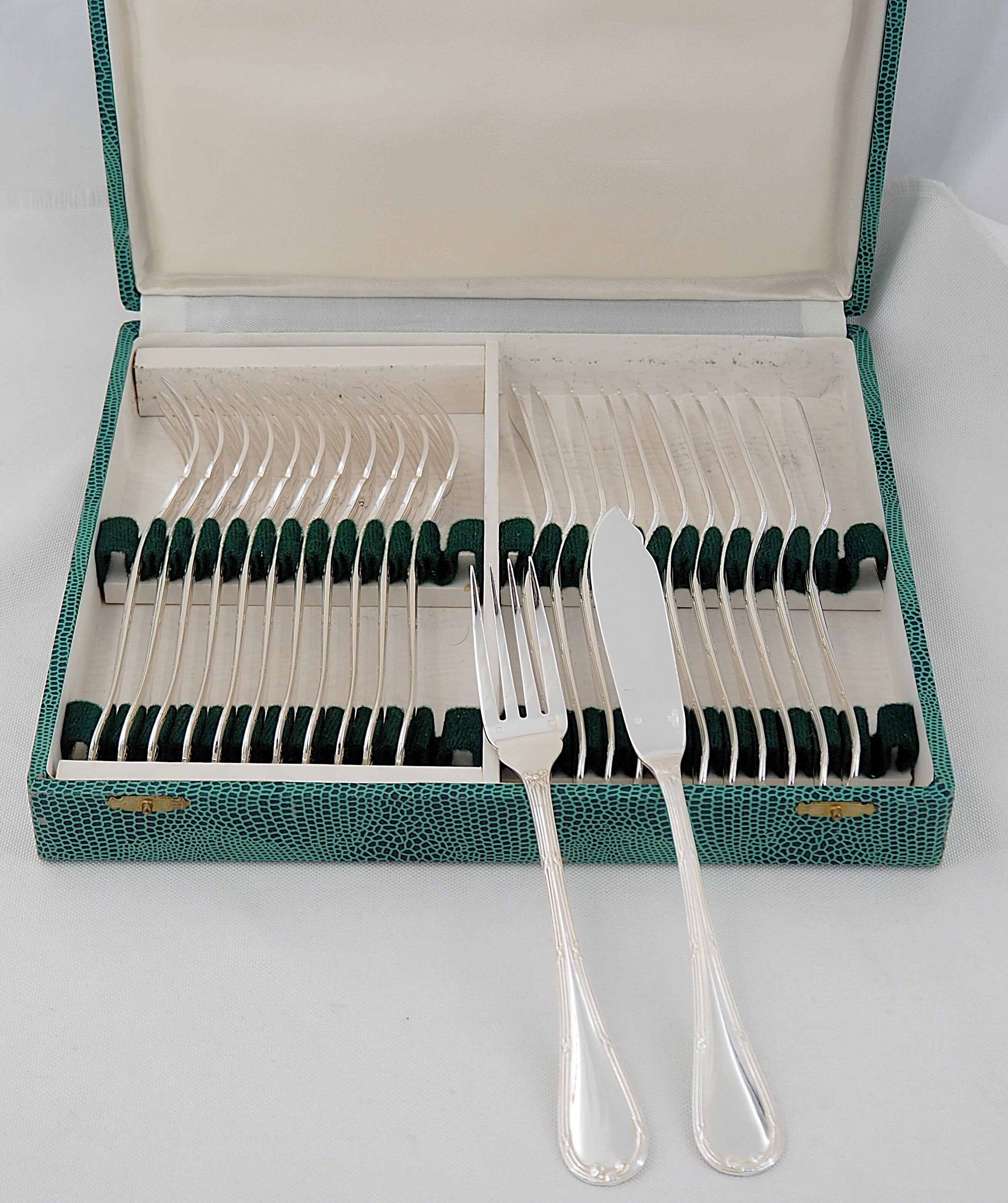 Christofle Ruban 12 fish cutlery sets 24 pieces silver-plated excellent condition