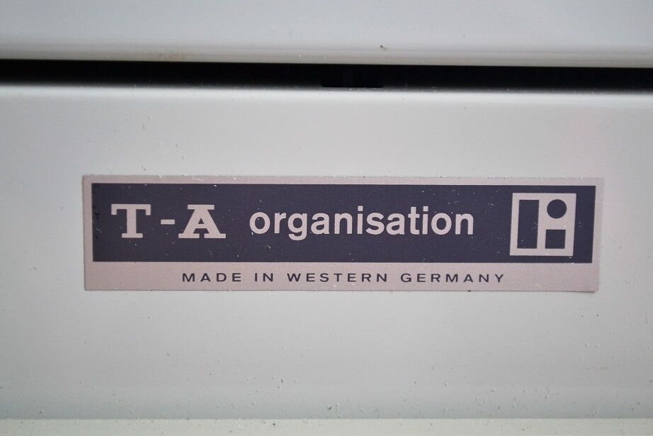 Triumph Gabriele 25 portable typewriter