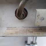 Articulated arm wall lamp