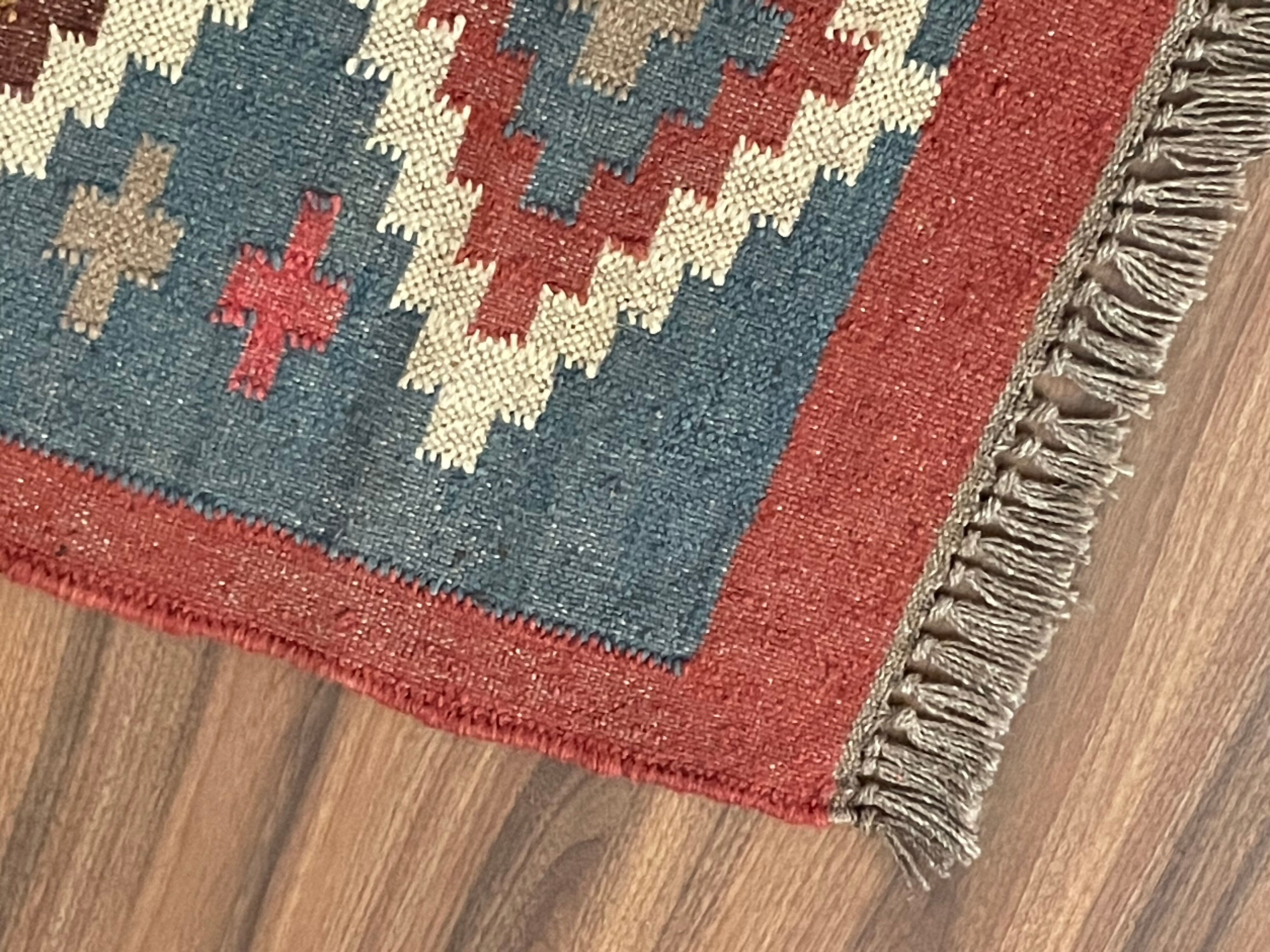 Jute and wool handwoven kilim