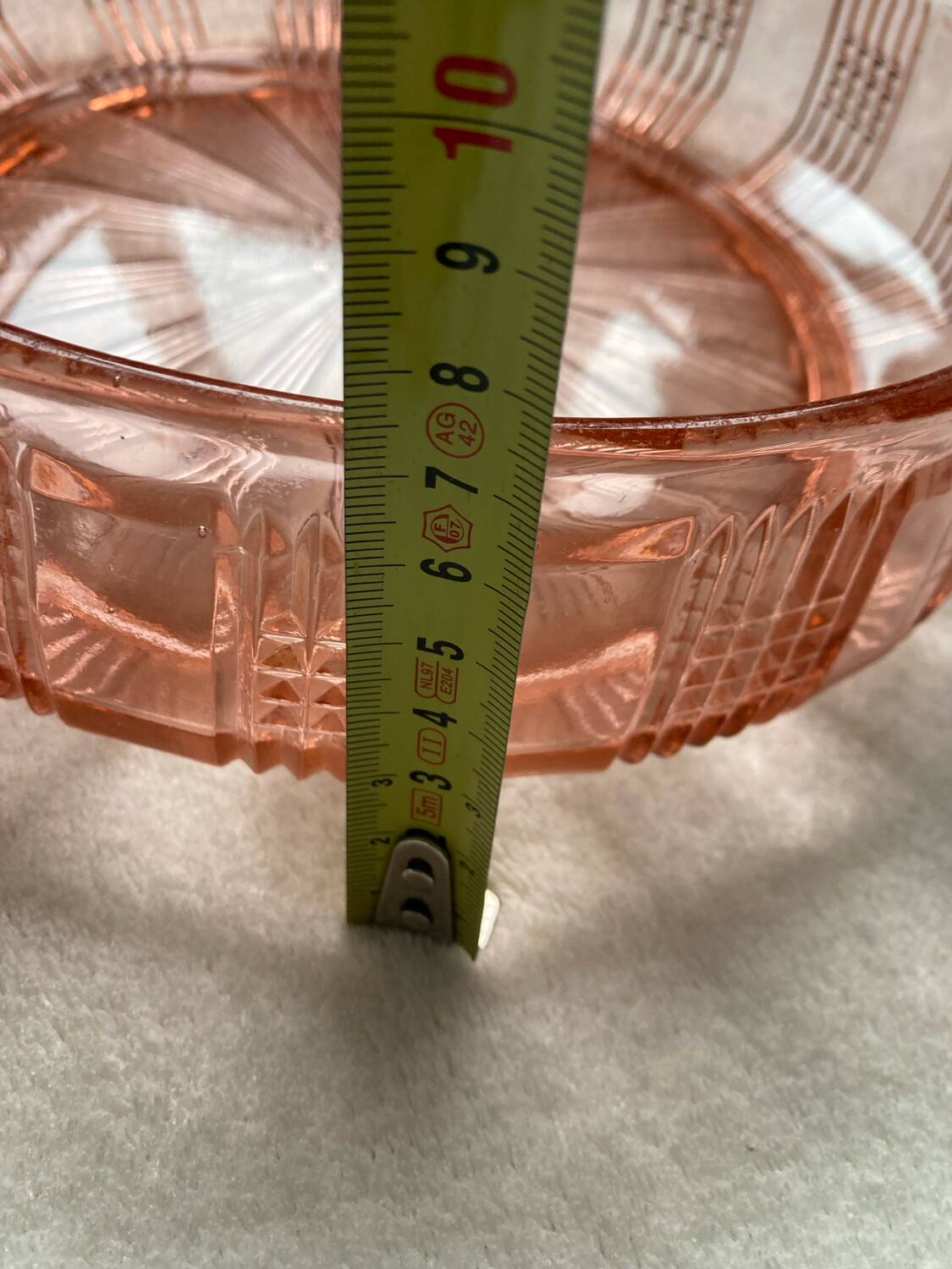 Art Deco pink glass fruit bowl or dish