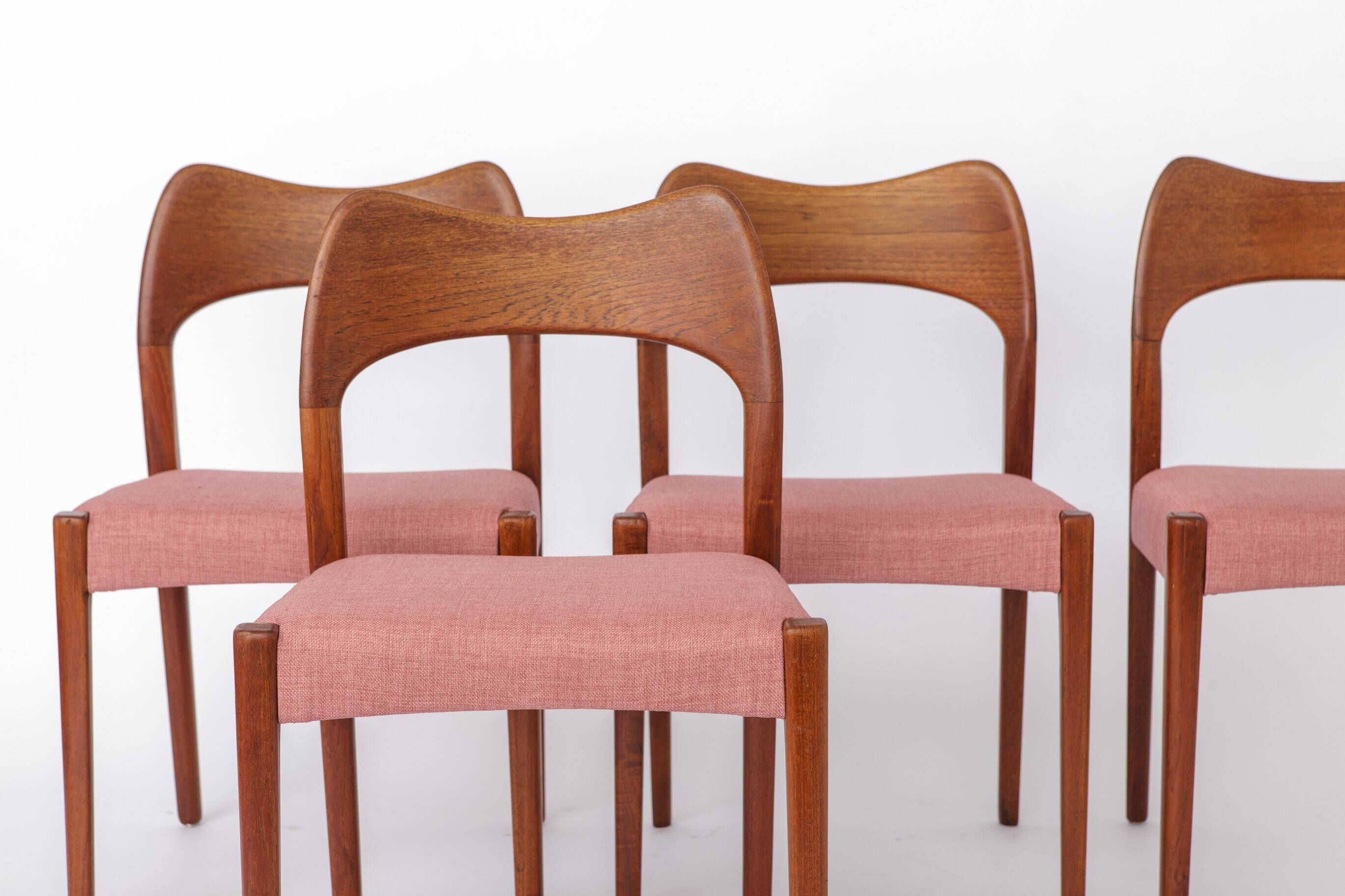 Set of 4 Arne Hovmand-Olsen Chairs for Mogens Kold 1950s Danish Mid Century