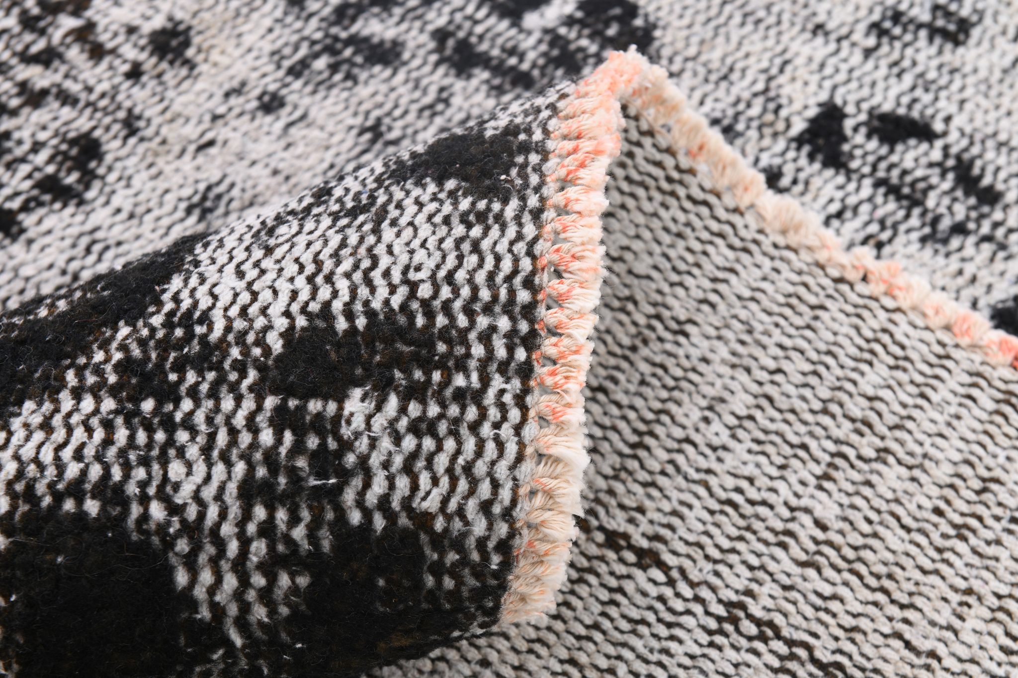 Distressed wool vintage tapis rugs 243x158cm
