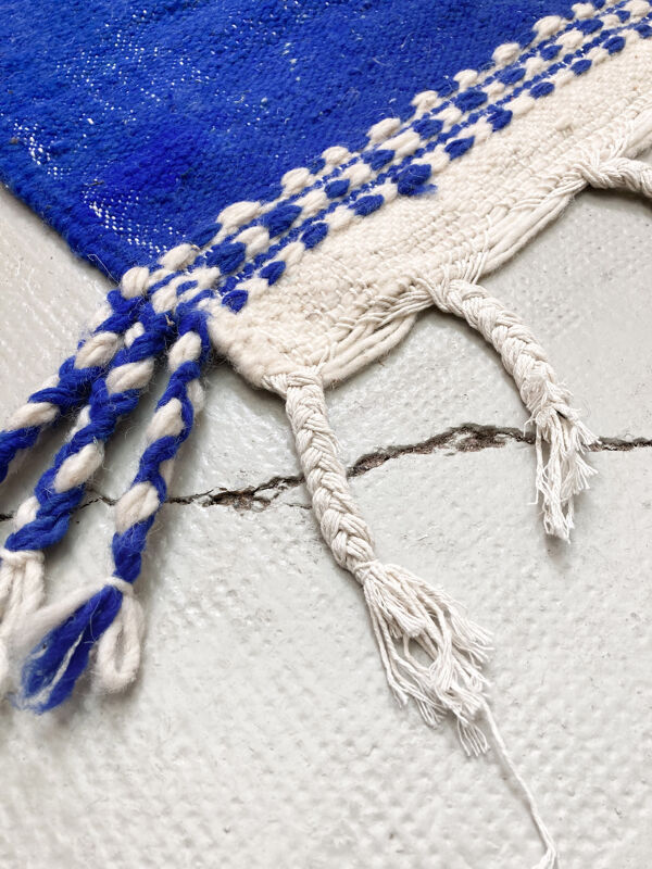 Kilim berbère marocain écru à motifs colorés 350x206cm