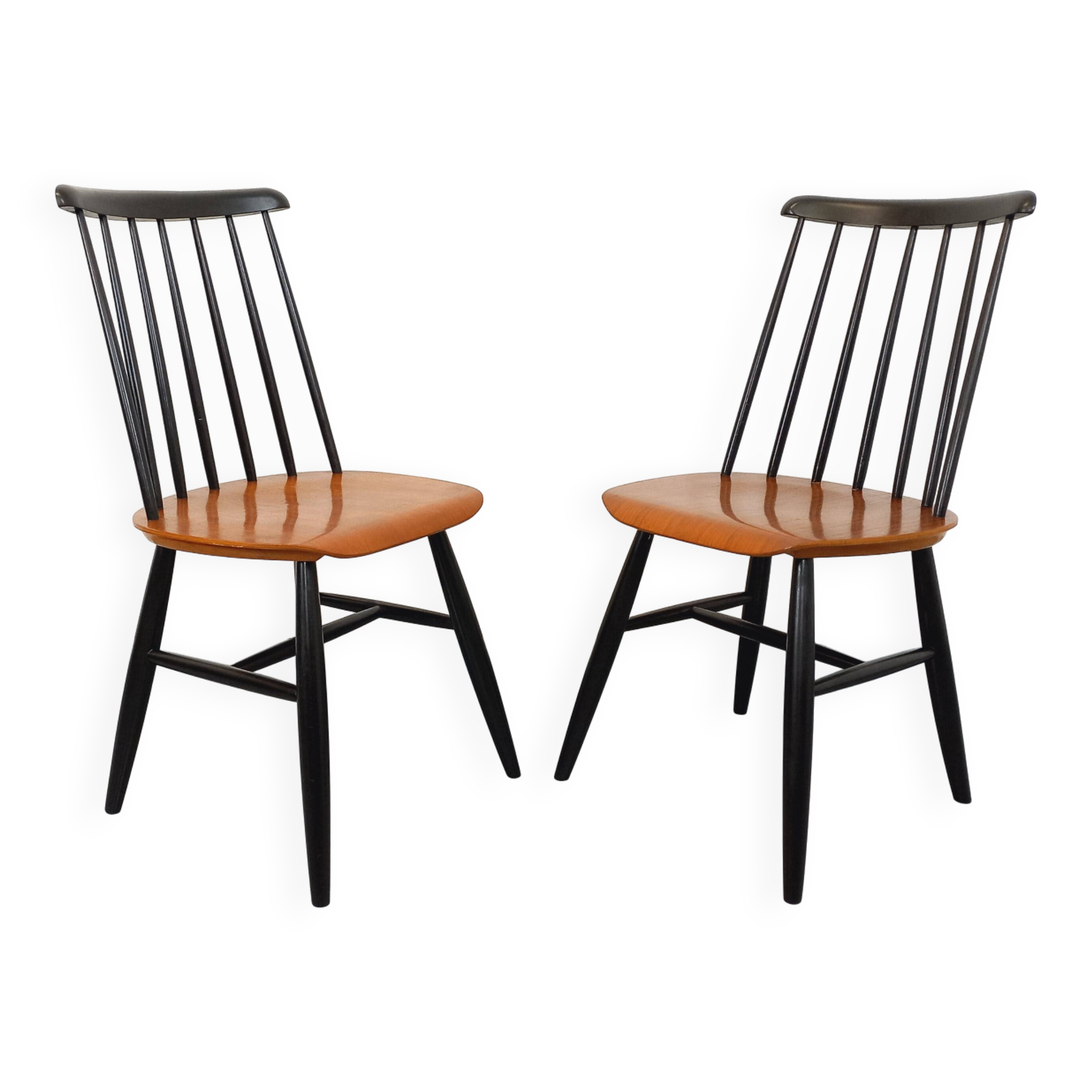 Pair of vintage Scandinavian chairs Fanett by Ilmari Tapiovaara in teak.