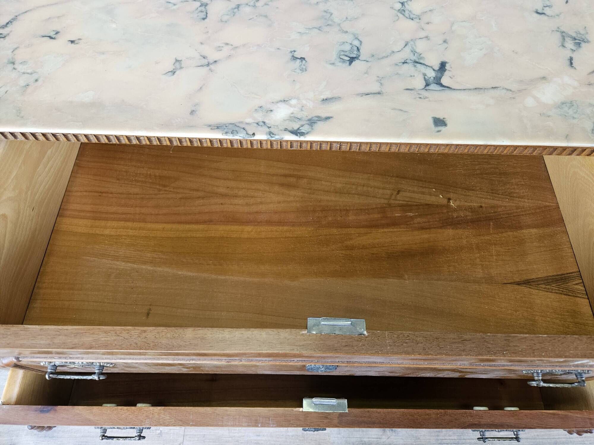 1980s chest of drawers with marble top and four drawers