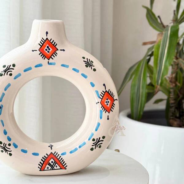 Artisanal vase Tafoukt Amazigh Ameqrane