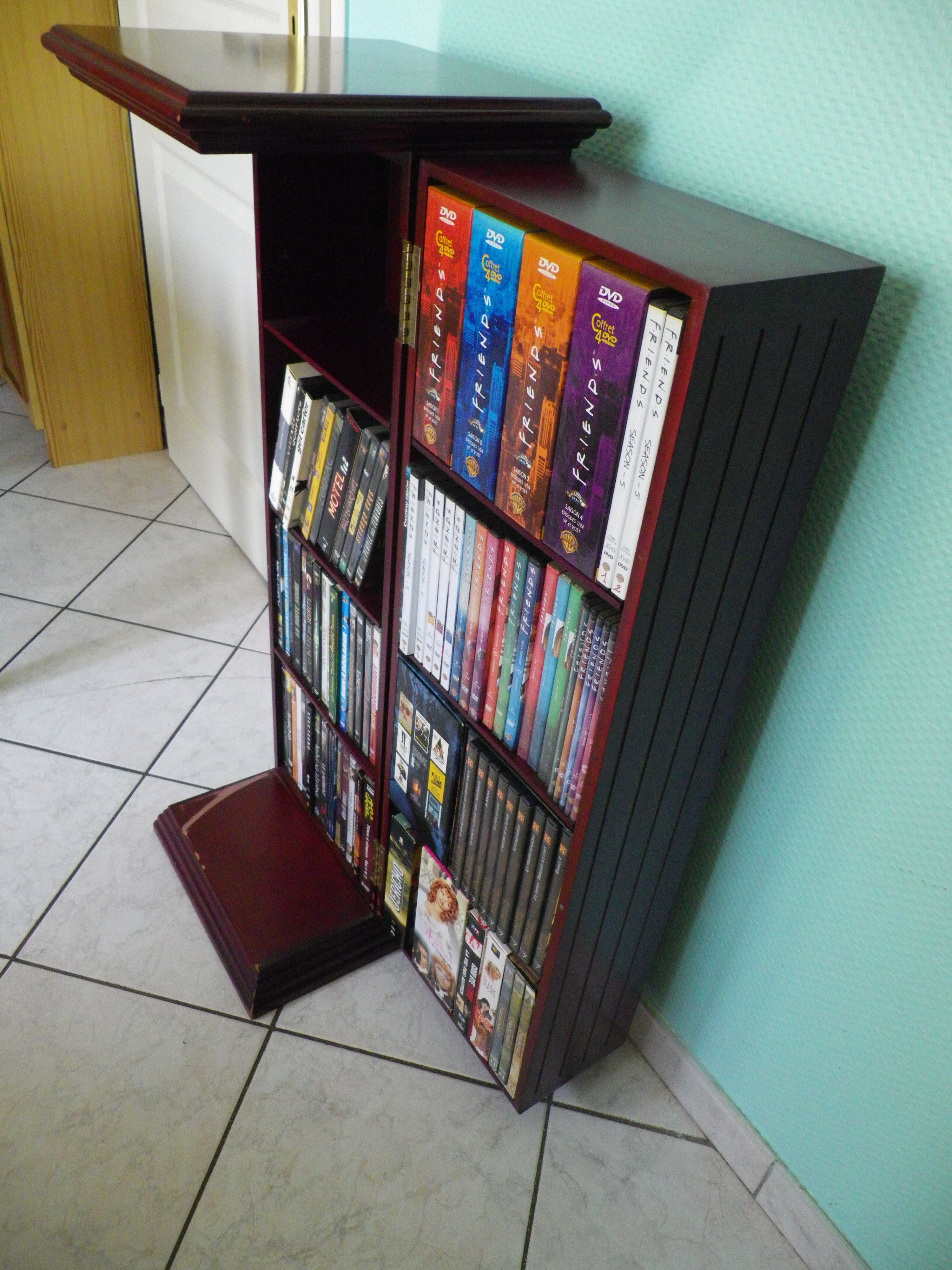 Wooden extra cabinet (selette), 2 interior storage spaces with 6 modular shelves
