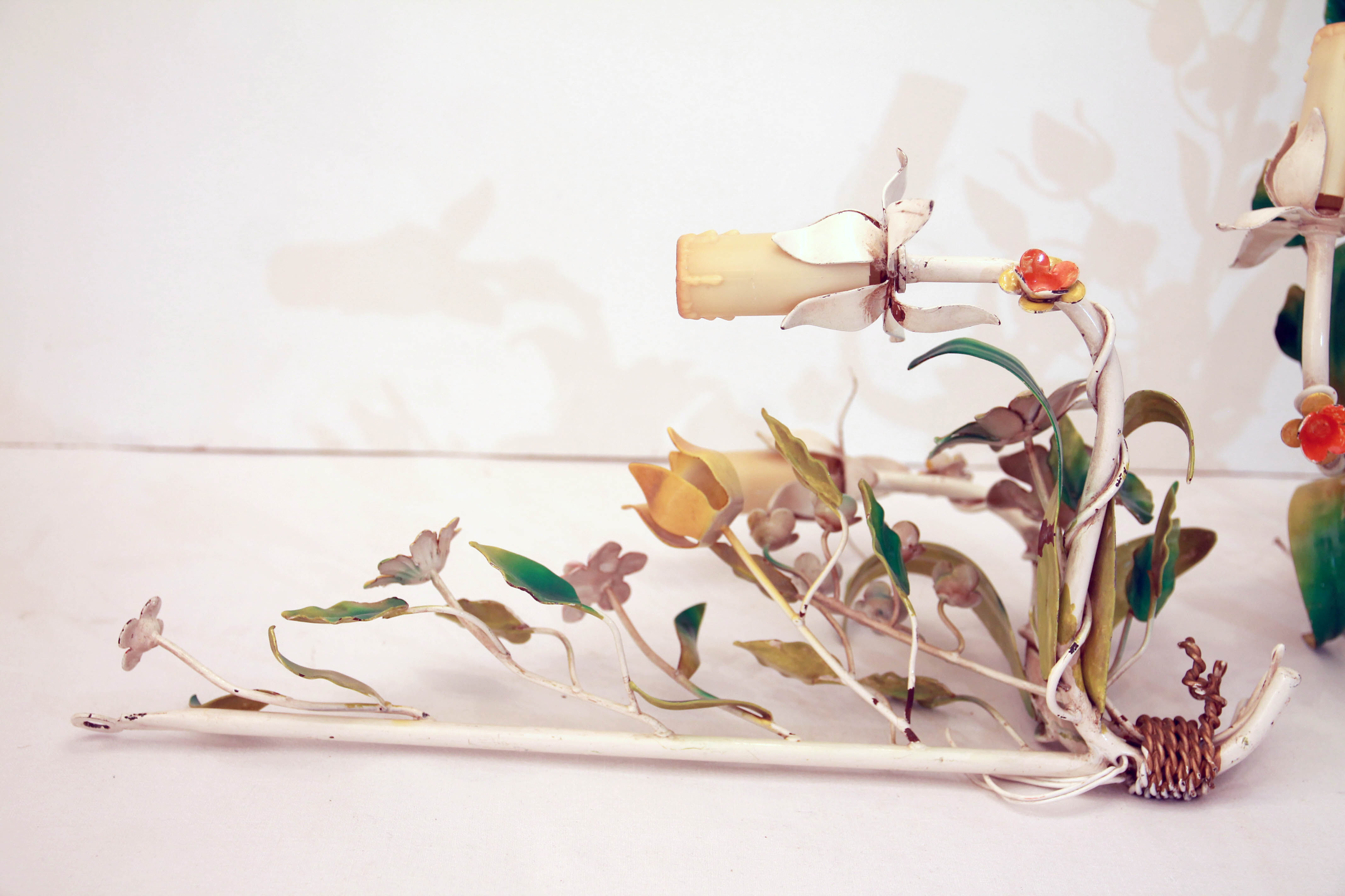 Pair of painted sheet metal wall lamps