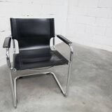 Bauhaus 1970s cantilever armchair in black leather
