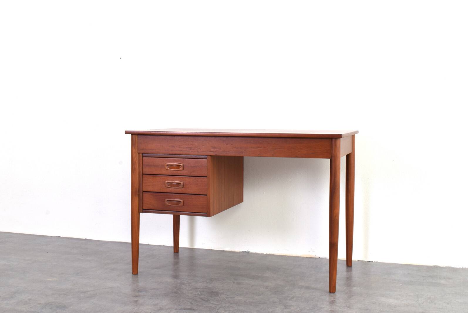 Mid-Century Modern Danish Teak Desk, 1960s