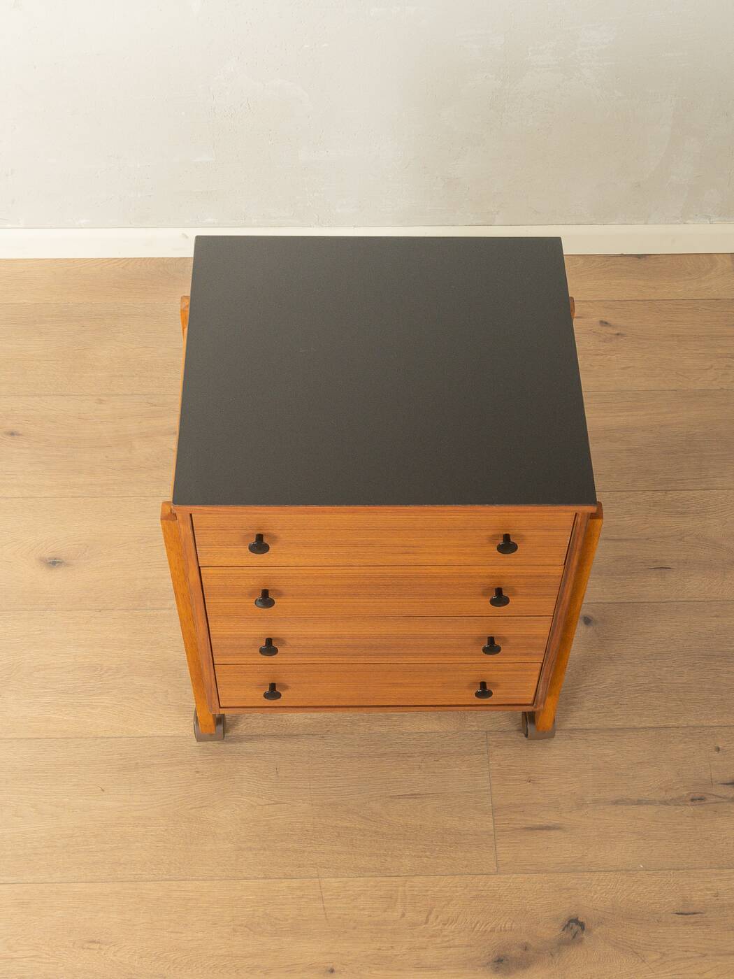 1960s chest of drawers