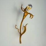 "Fleur de lys" wall light by Ferro Arte, metal and gold leaf, Spain, 1970