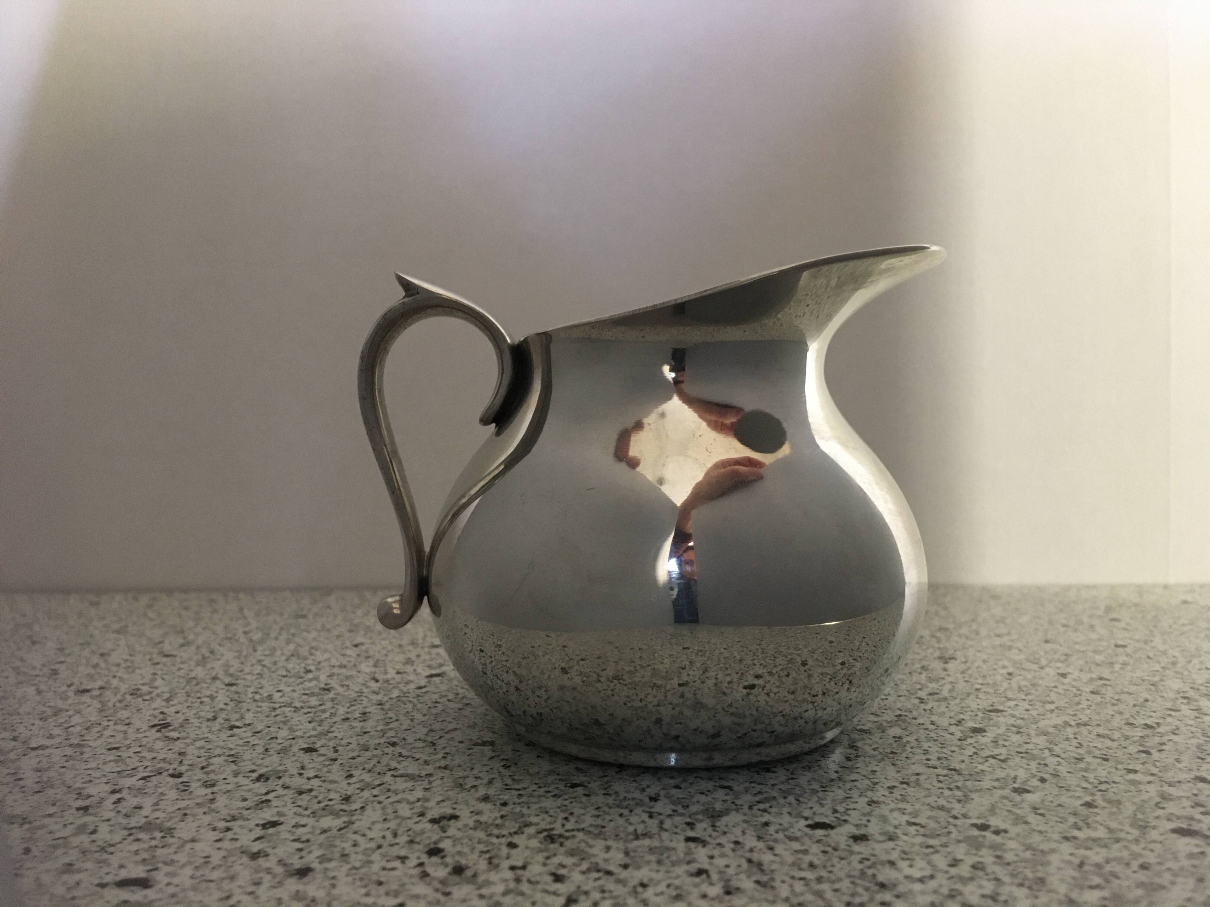 Creamer milk jug