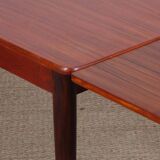 Rectangular extendable dining table in teak, 1970.