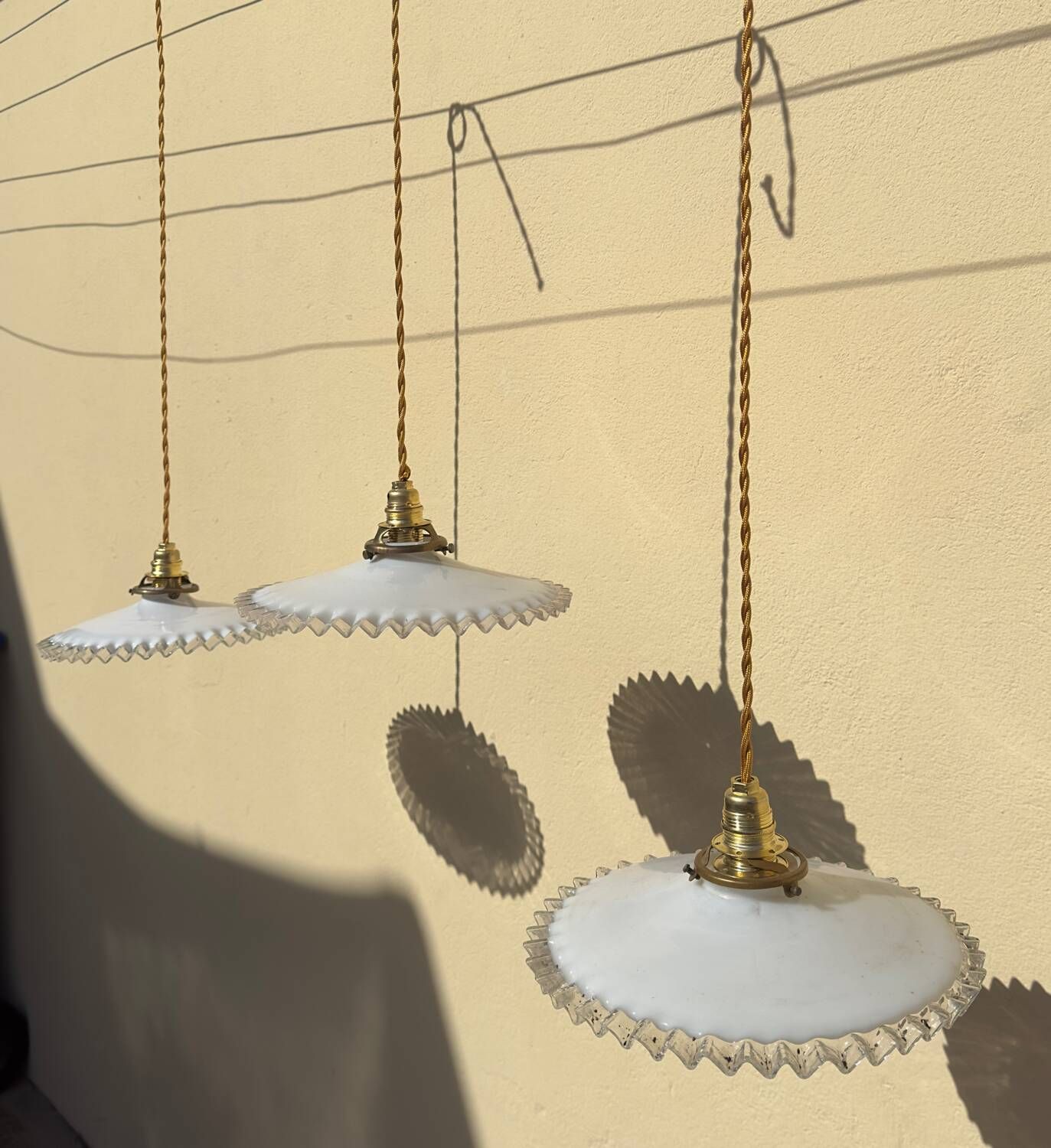 Trio vintage pendant light wavy opaline lampshade golden wires old light