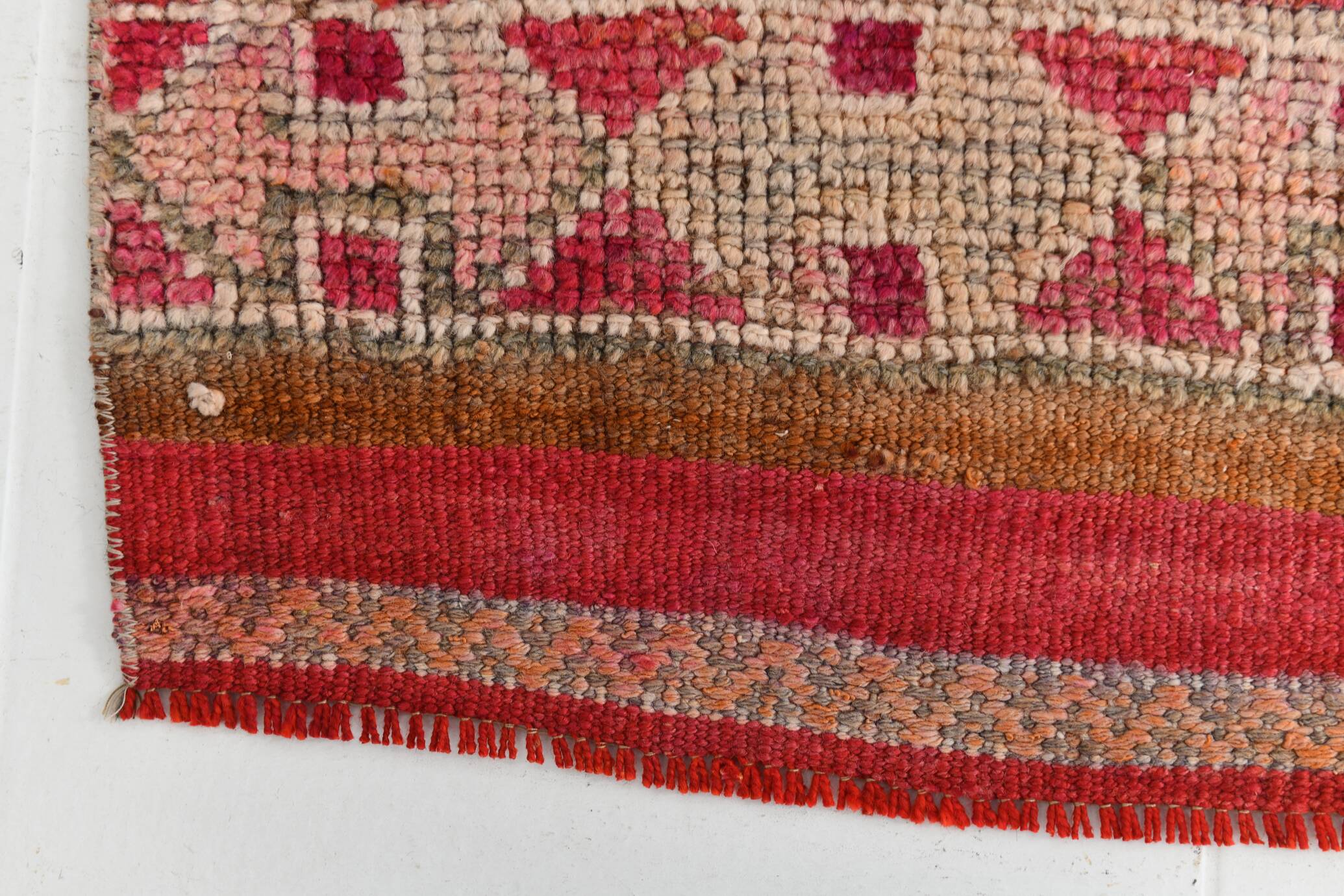 Tapis kilim ancien tons rouges et gris, motifs géométriques turcs,99x343 Cm