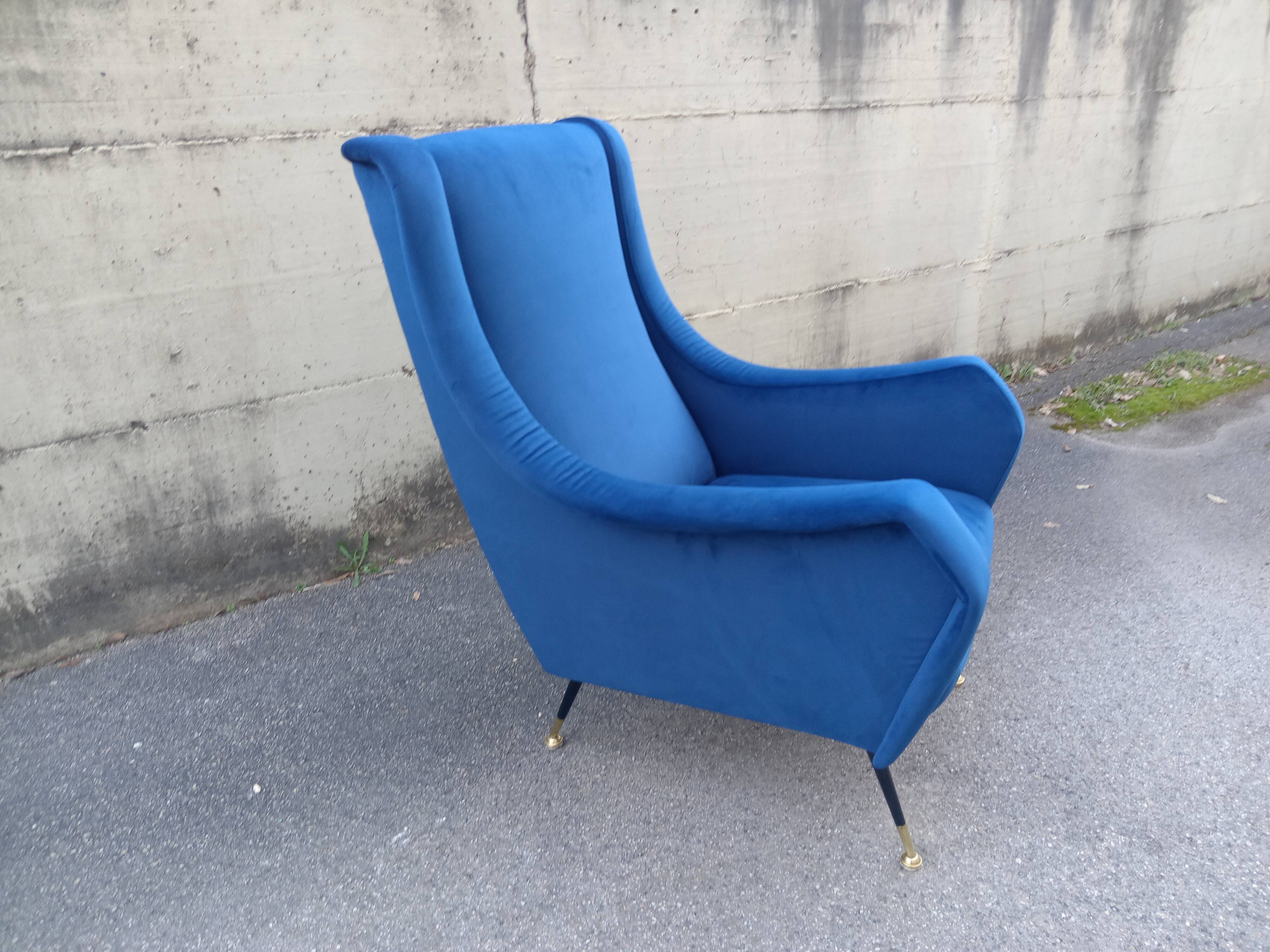 Fauteuil en velours bleu, années 1950