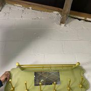 Portemanteau mural vintage vert olive avec miroir