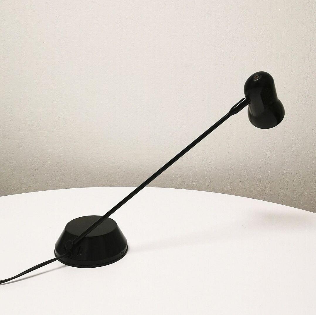 Fase adjustable desk lamp