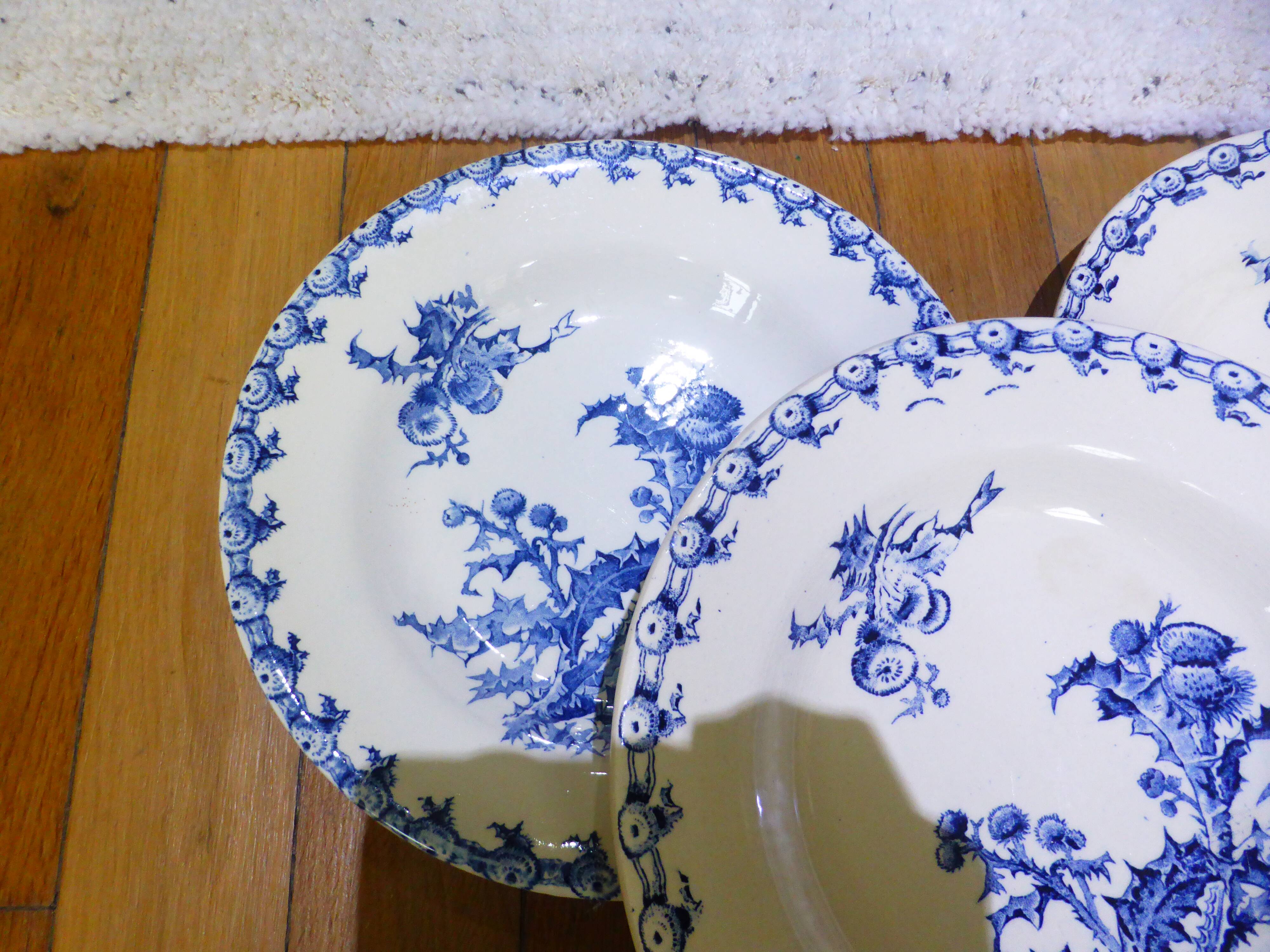 4 Gien Chardons soup plates (9)